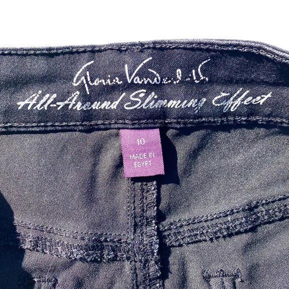 Gloria Vanderbilt Charcoal Denim Shorts Size 10 - Picture 3 of 6